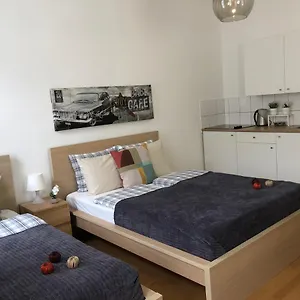 https://sweet-home-near-metro.vienna-besthotels.com