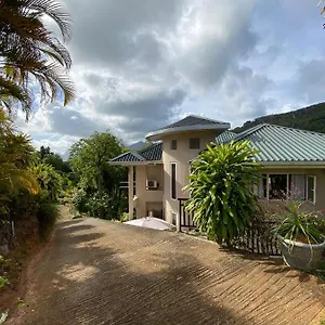 https://south-hill-villa.maheislandhotels.com