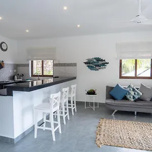 https://ocean-vista.maheislandhotels.com